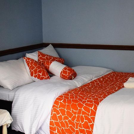 Sheywe Hotel Kakamega Extérieur photo