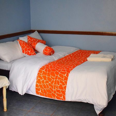Sheywe Hotel Kakamega Extérieur photo