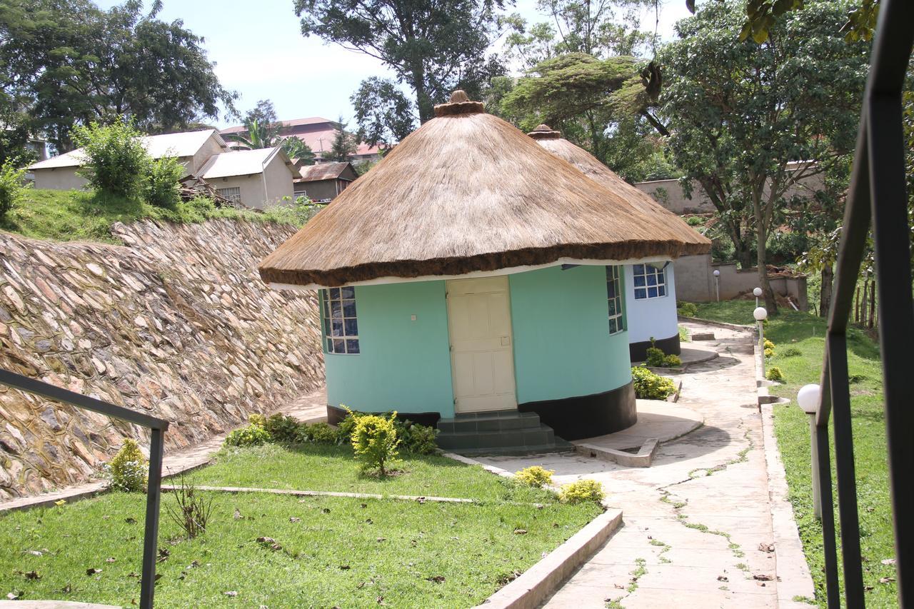 Sheywe Hotel Kakamega Extérieur photo