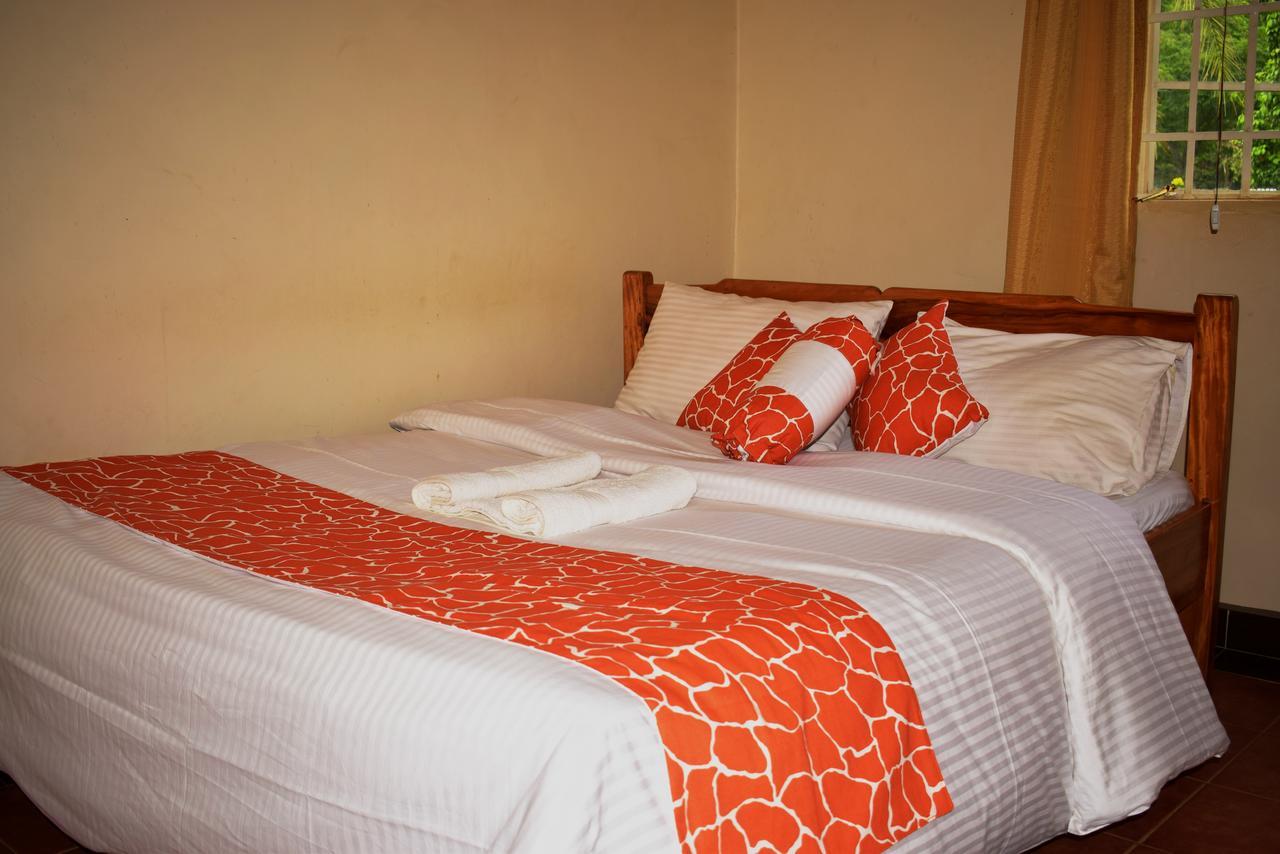 Sheywe Hotel Kakamega Extérieur photo