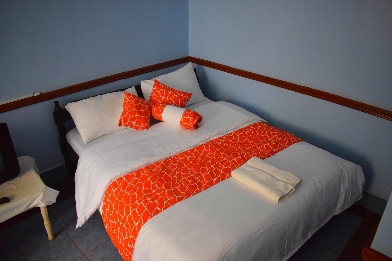 Sheywe Hotel Kakamega Extérieur photo