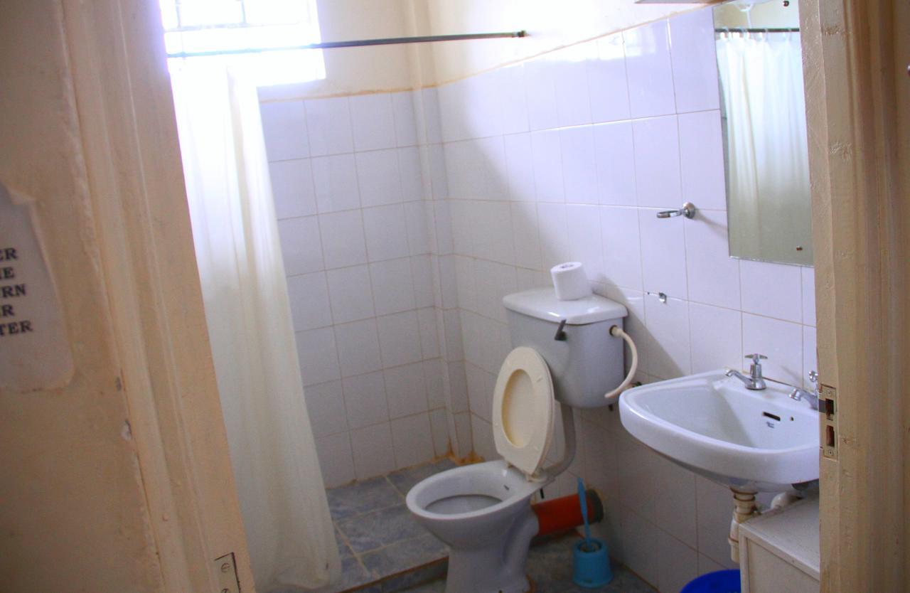 Sheywe Hotel Kakamega Extérieur photo