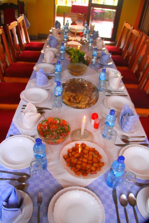 Sheywe Hotel Kakamega Extérieur photo